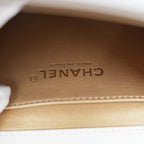 Chanel Borsa a Spalla in Pelle Trapuntata con Dettagli di Perle