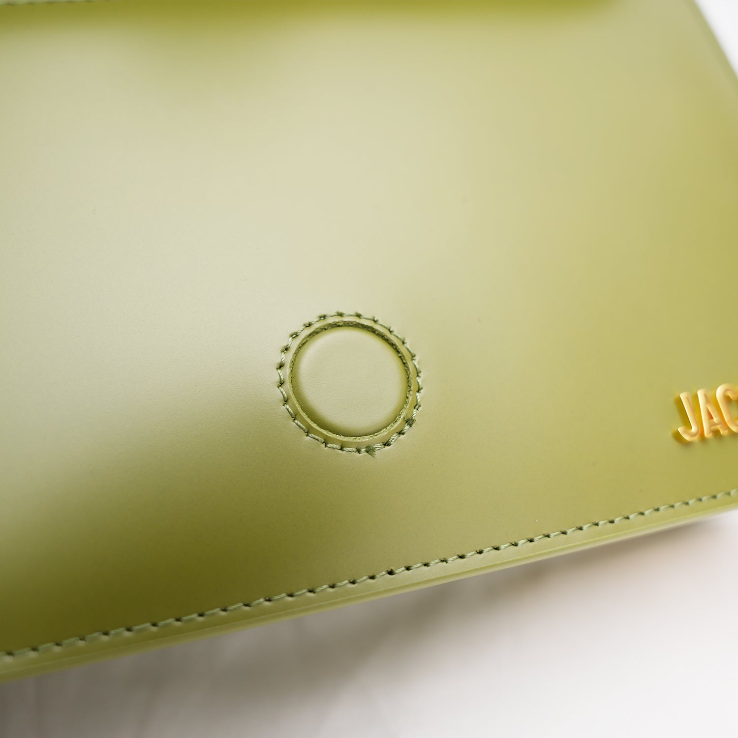 Jacquemus Le Grand Bambino Khaki in Pelle con Manico e Tracolla