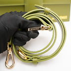 Jacquemus Le Grand Bambino Khaki in Pelle con Manico e Tracolla