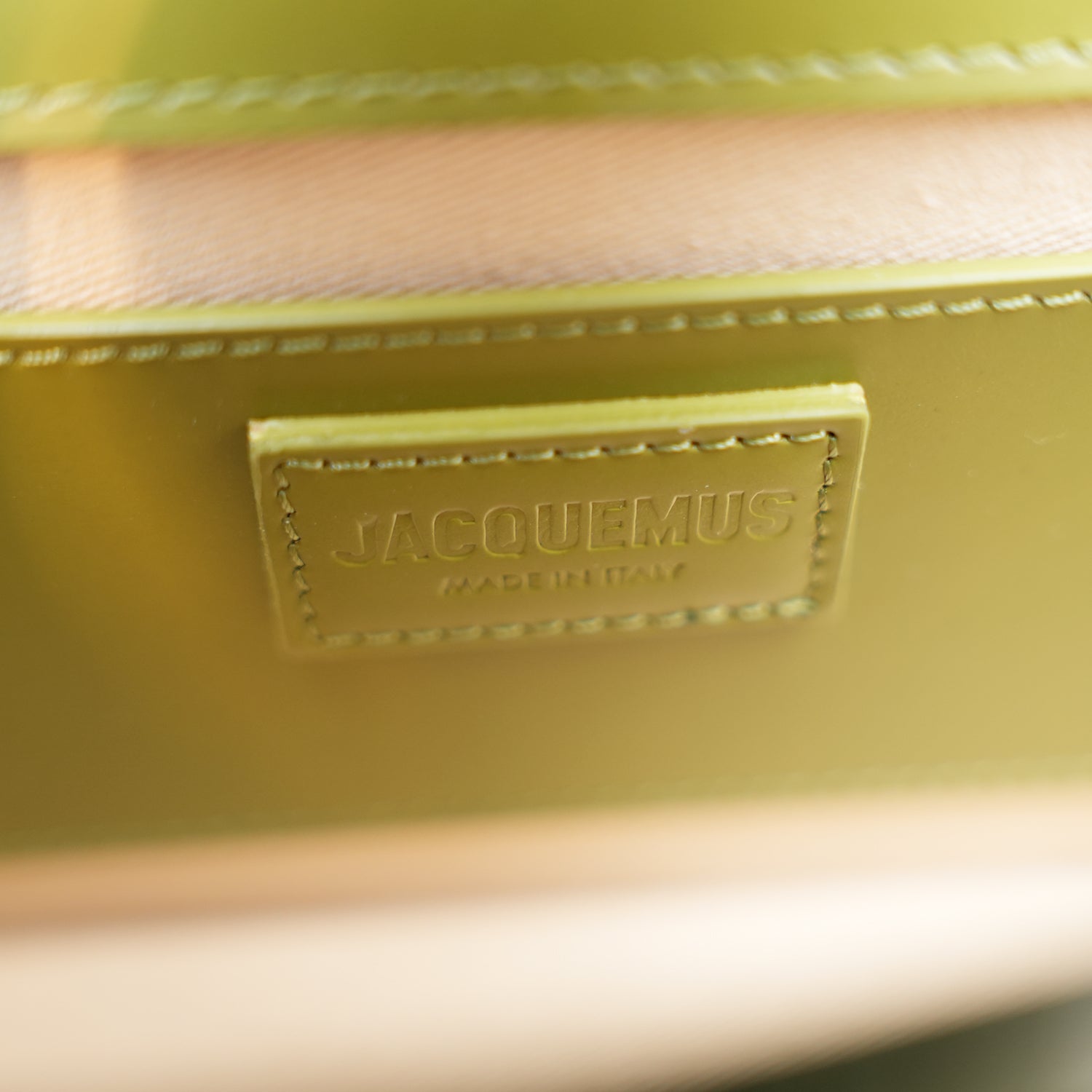 Jacquemus Le Grand Bambino Khaki in Pelle con Manico e Tracolla