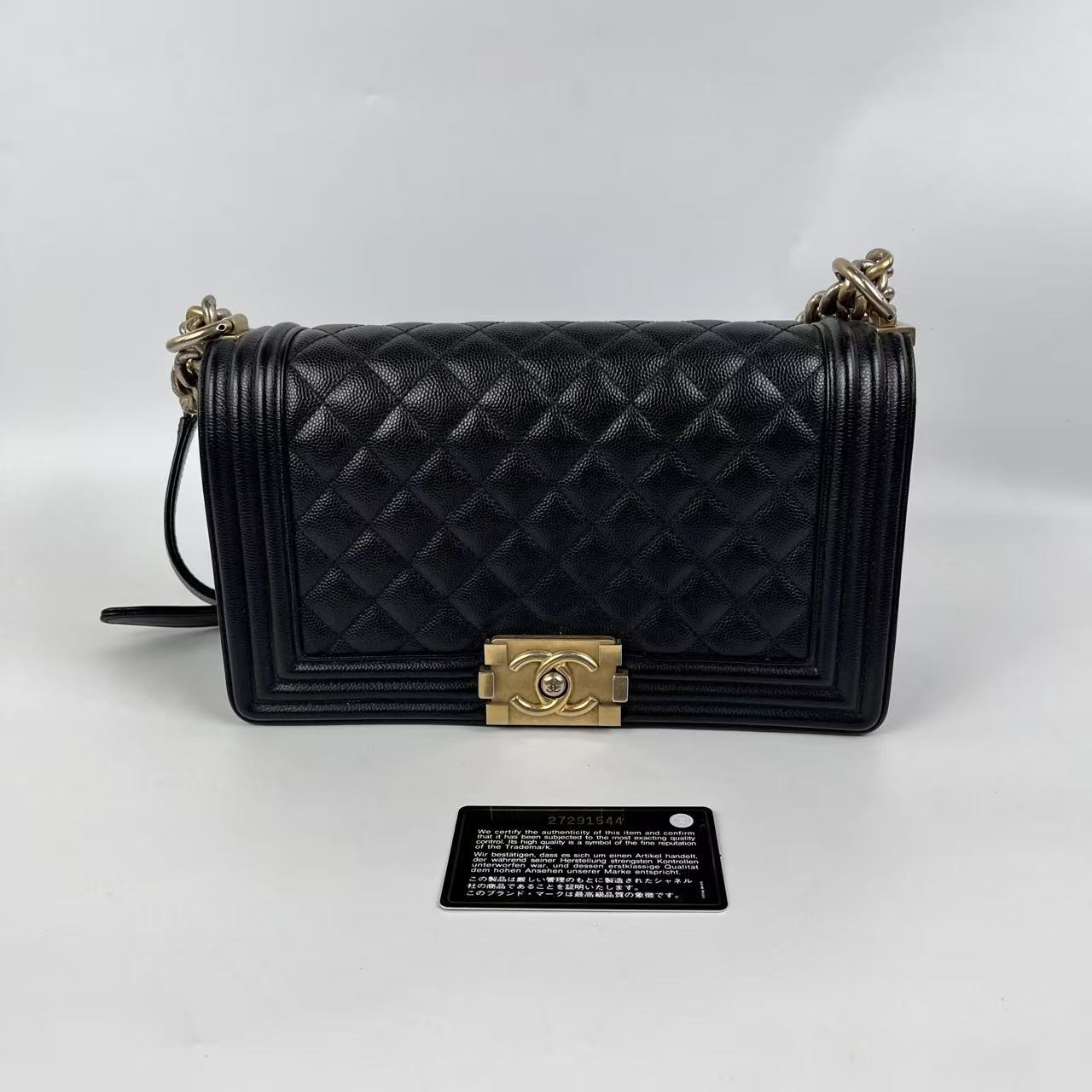 Chanel Le Boy Nero in Pelle Martellata