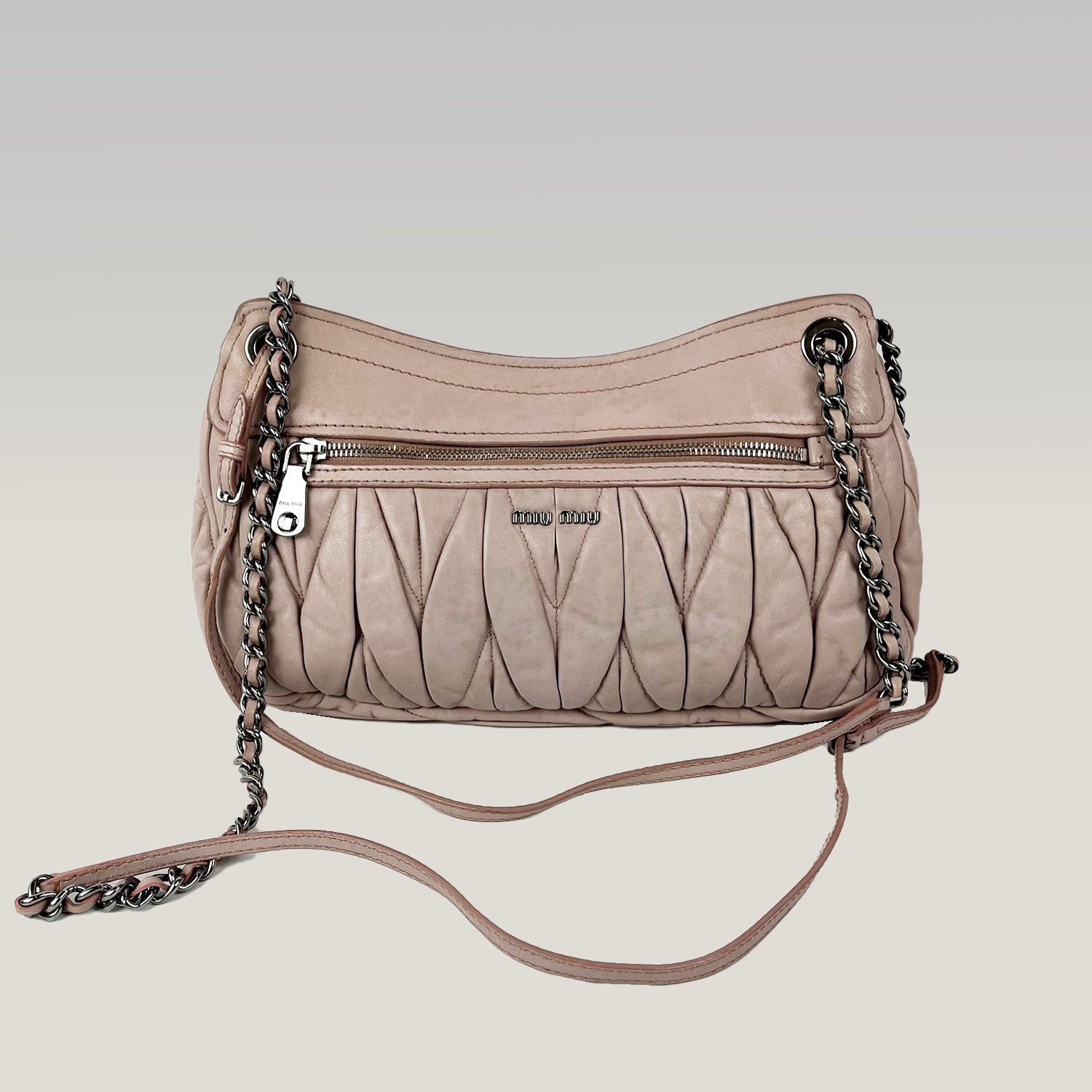 Miu Miu Coffer Small in Pelle Matelassé Cipria con Tracolla