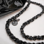 Chanel Borsa a Patta Piccola in Pelle di Vitello Verniciata