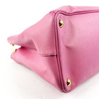 Prada Galleria Small Bag in Pelle Saffiano Rosa con Tracolla e Doppio Manico