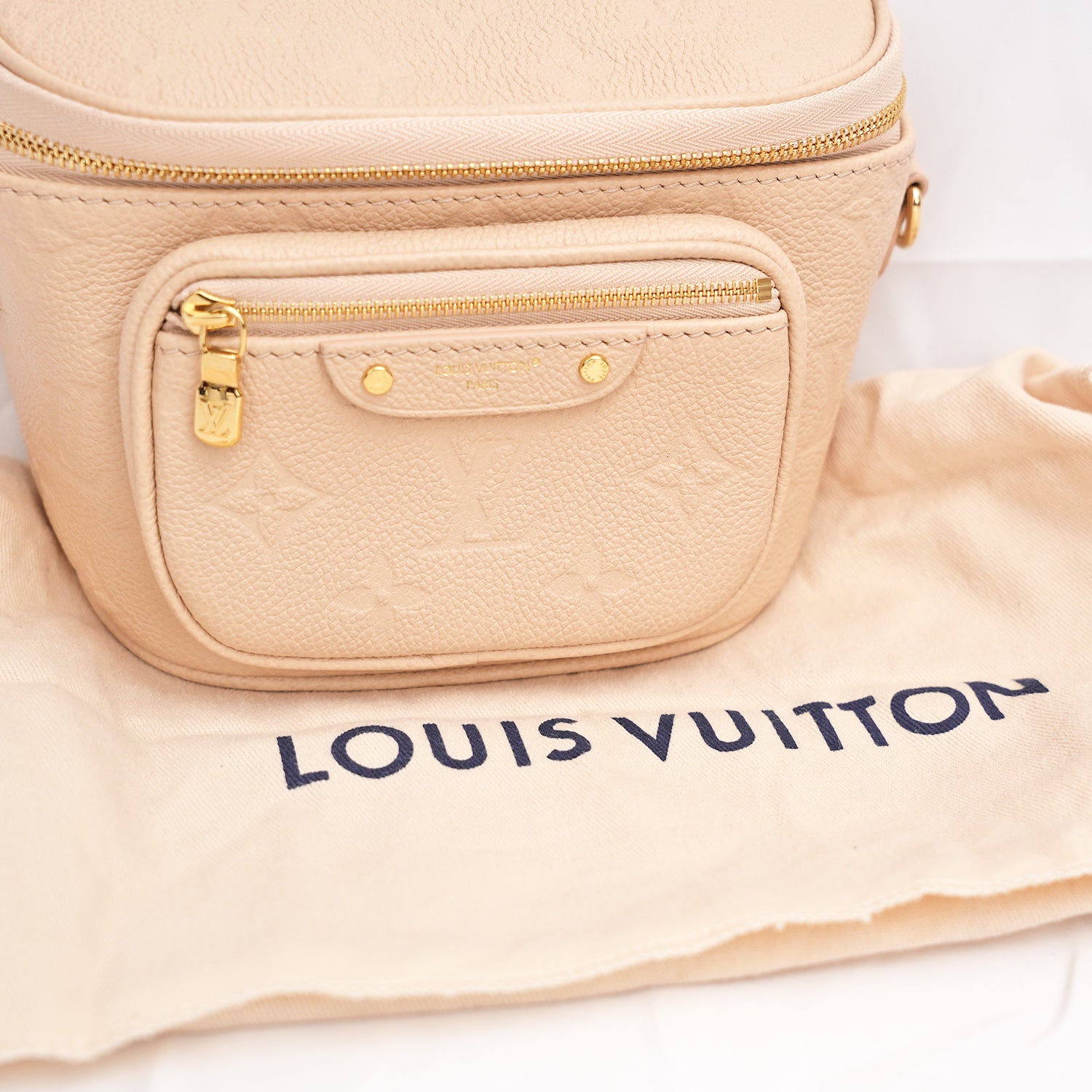 Louis Vuitton Mini Bumbag in pelle Monogram Empreinte sabbia