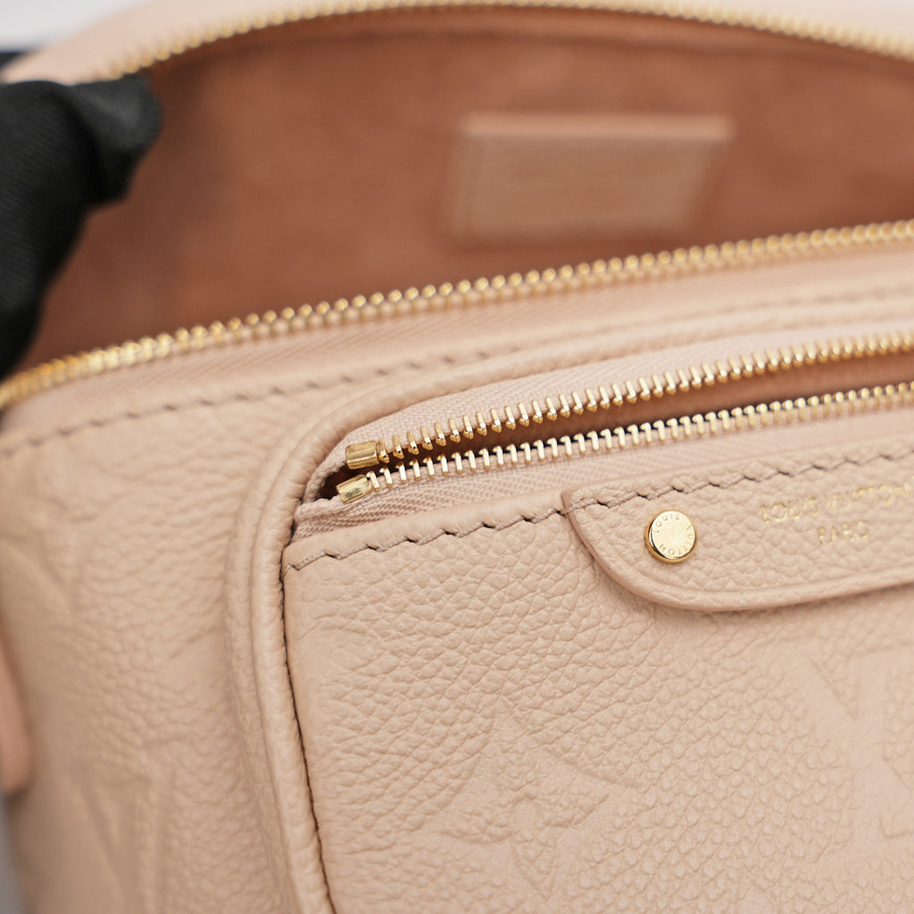 Louis Vuitton Mini Bumbag in pelle Monogram Empreinte sabbia