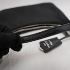 Prada Re-Edition 2005 borsa mini in nylon nero con tracolla – iconica