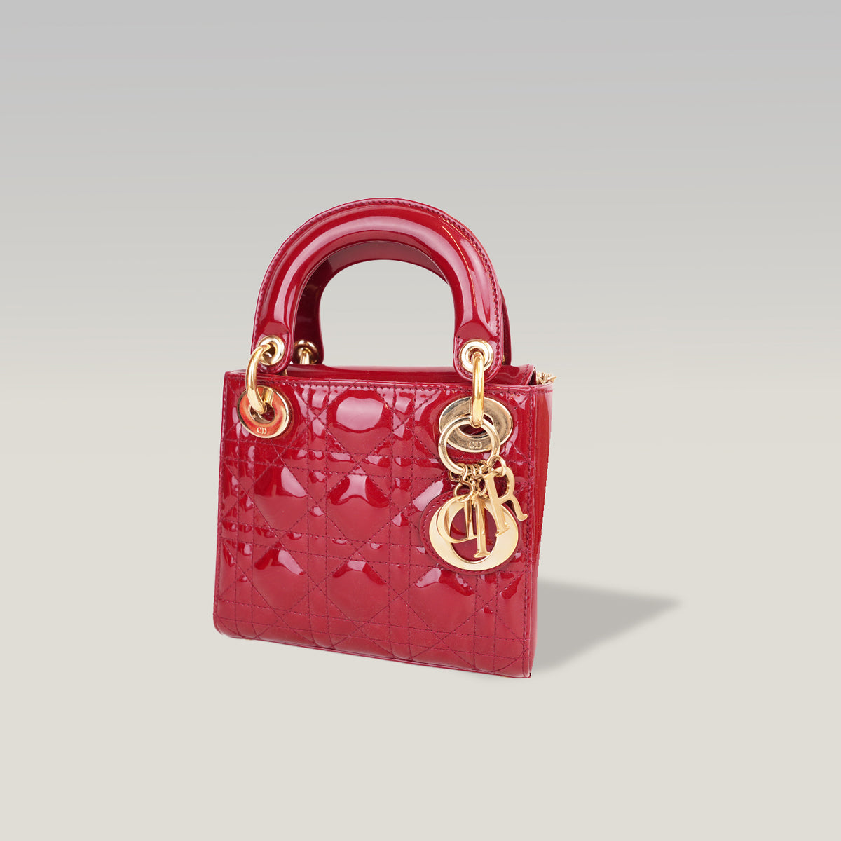 Dior Lady Dior Mini Rossa in Vernice Cannage con Hardware Dorato