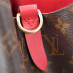 Louis Vuitton NéoNoé MM Monogram in Tela Cerata Marrone con Dettagli Rossi