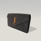 Pochette Saint Laurent Monogram Nera in Pelle Matelassé Chevron con Logo YSL Dorato