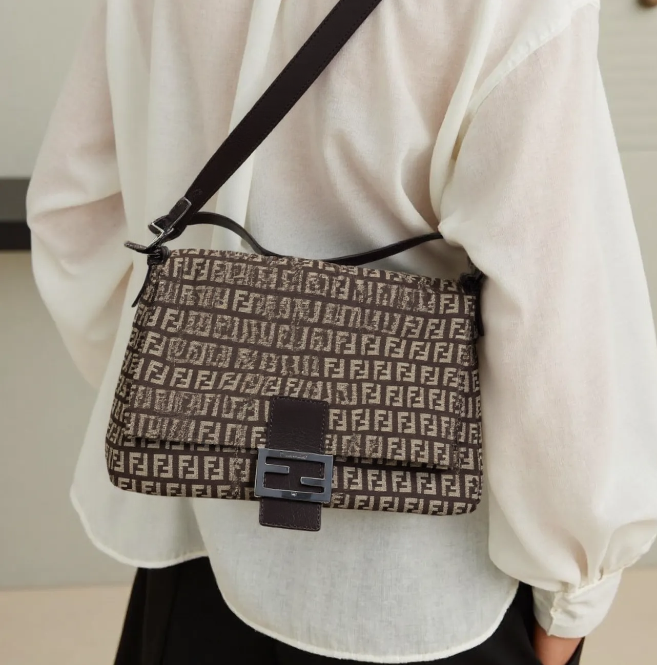 Fendi Mamma Baguette Shoulder bag