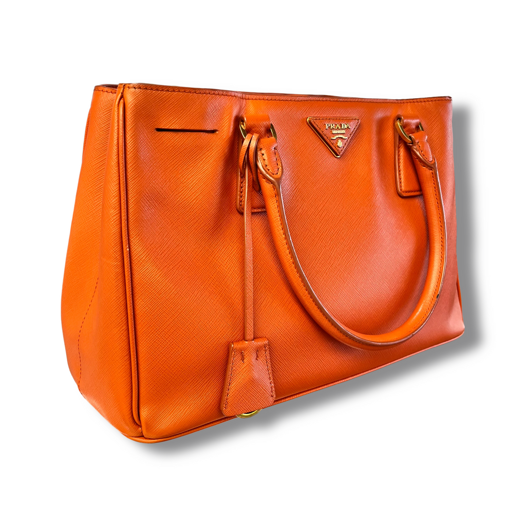 Prada Galleria Small in Pelle Saffiano Arancione