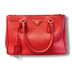 Prada Galleria Small in Pelle Saffiano Rossa