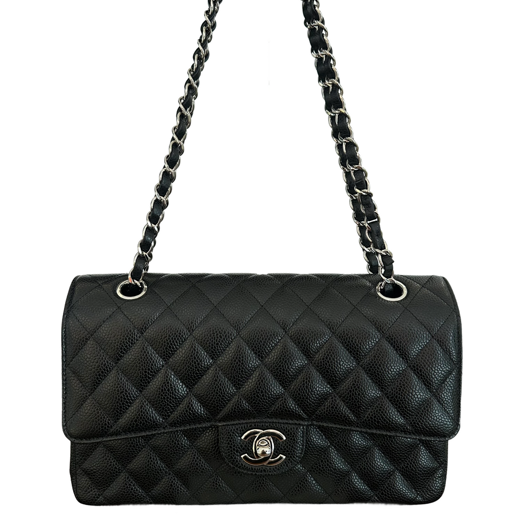 Chanel Classic Double Flap Medium in Pelle Trapuntata