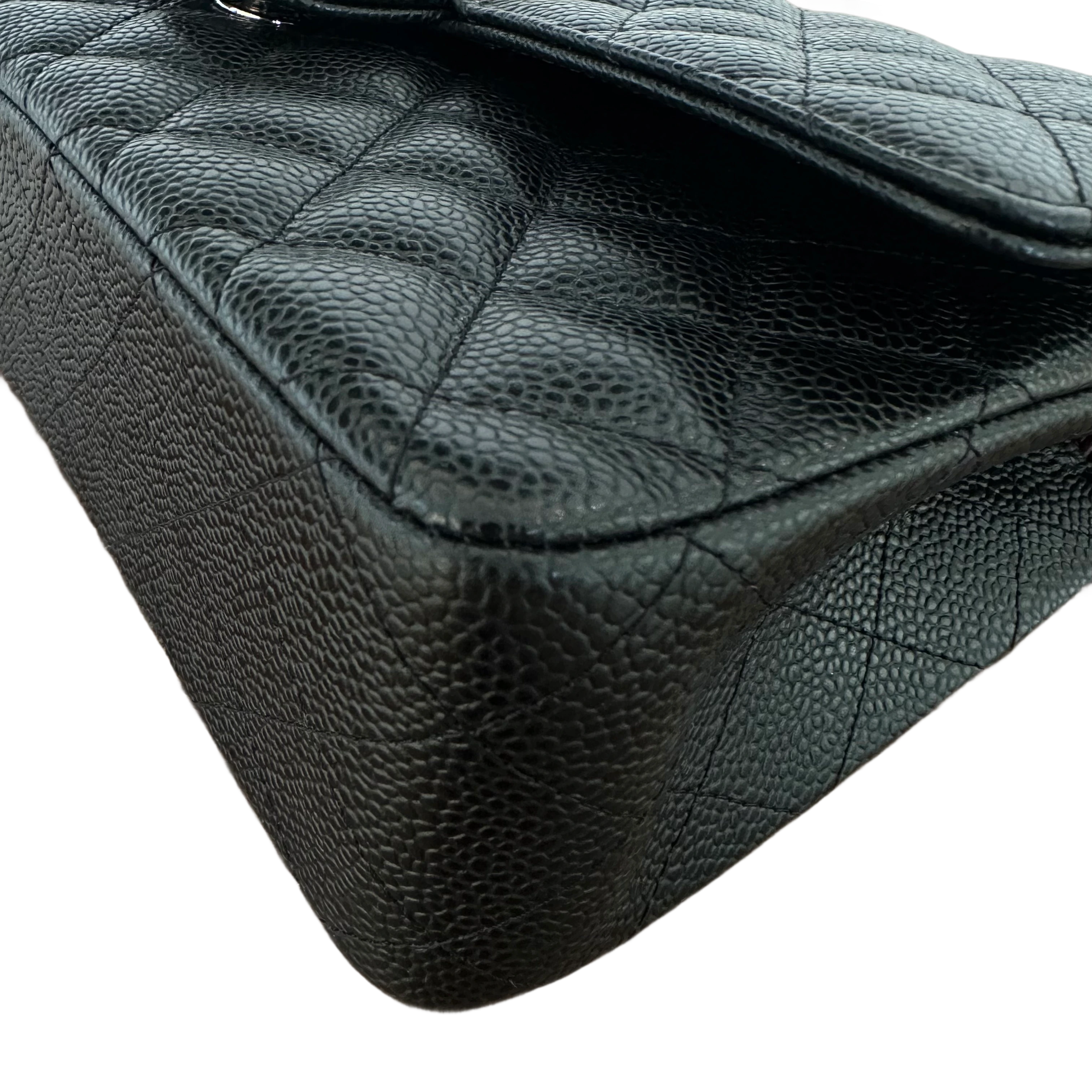 Chanel Classic Double Flap Medium in Pelle Trapuntata