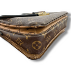 Louis Vuitton Pochette Métis in Monogram