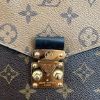 Louis Vuitton Pochette Métis in Monogram