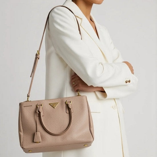 Prada Galleria Double Zip Medium in Pelle Saffiano Lux Beige