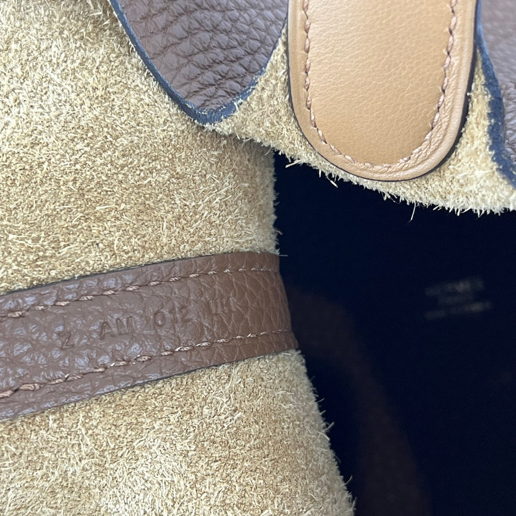 HERMÈS Picotin Lock 18 Gold in Pelle Martellata con Hardware Dorato, Lucchetto e Chiavi – Stamp Z