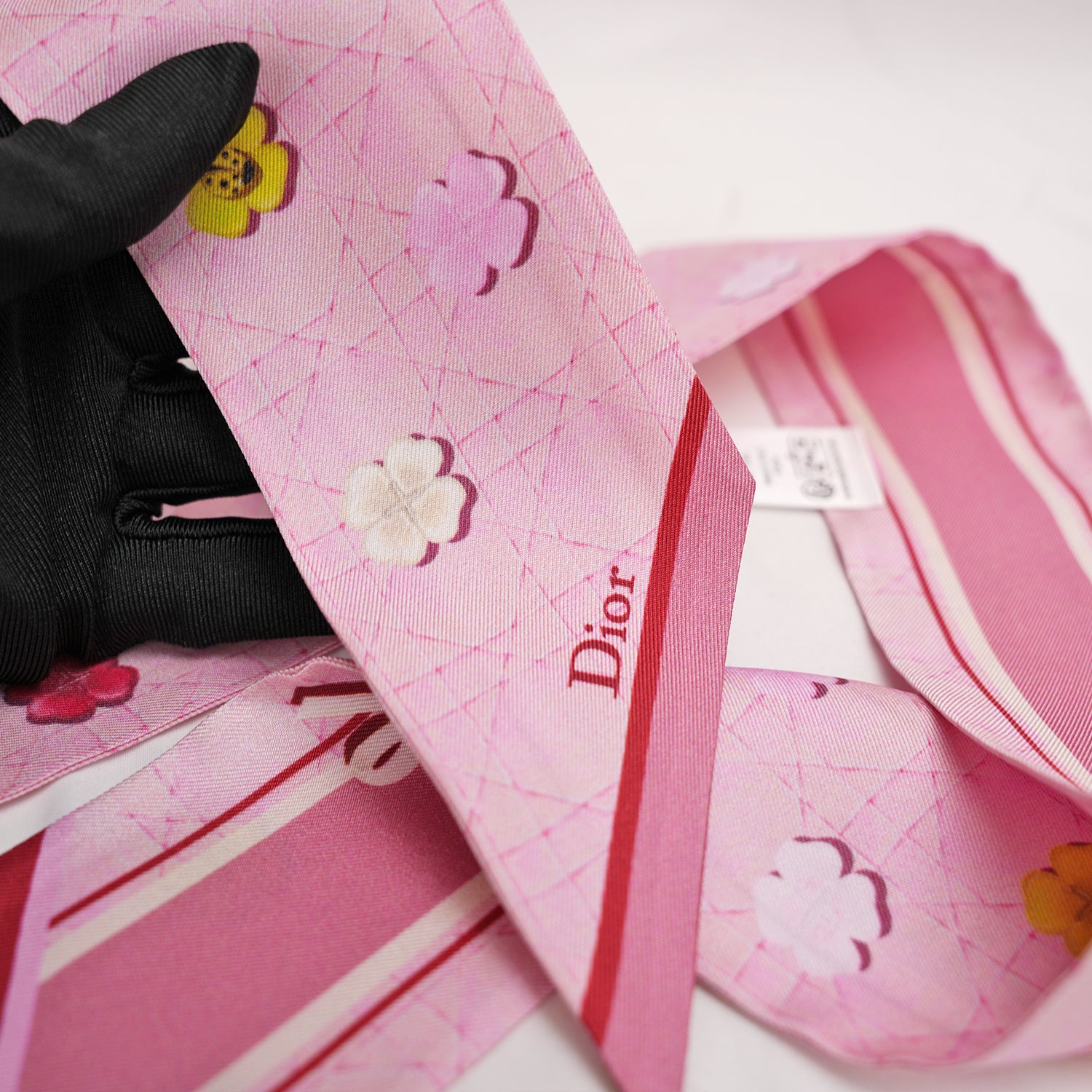 Dior Twilly in Seta Rosa con Motivo Quadrifoglio