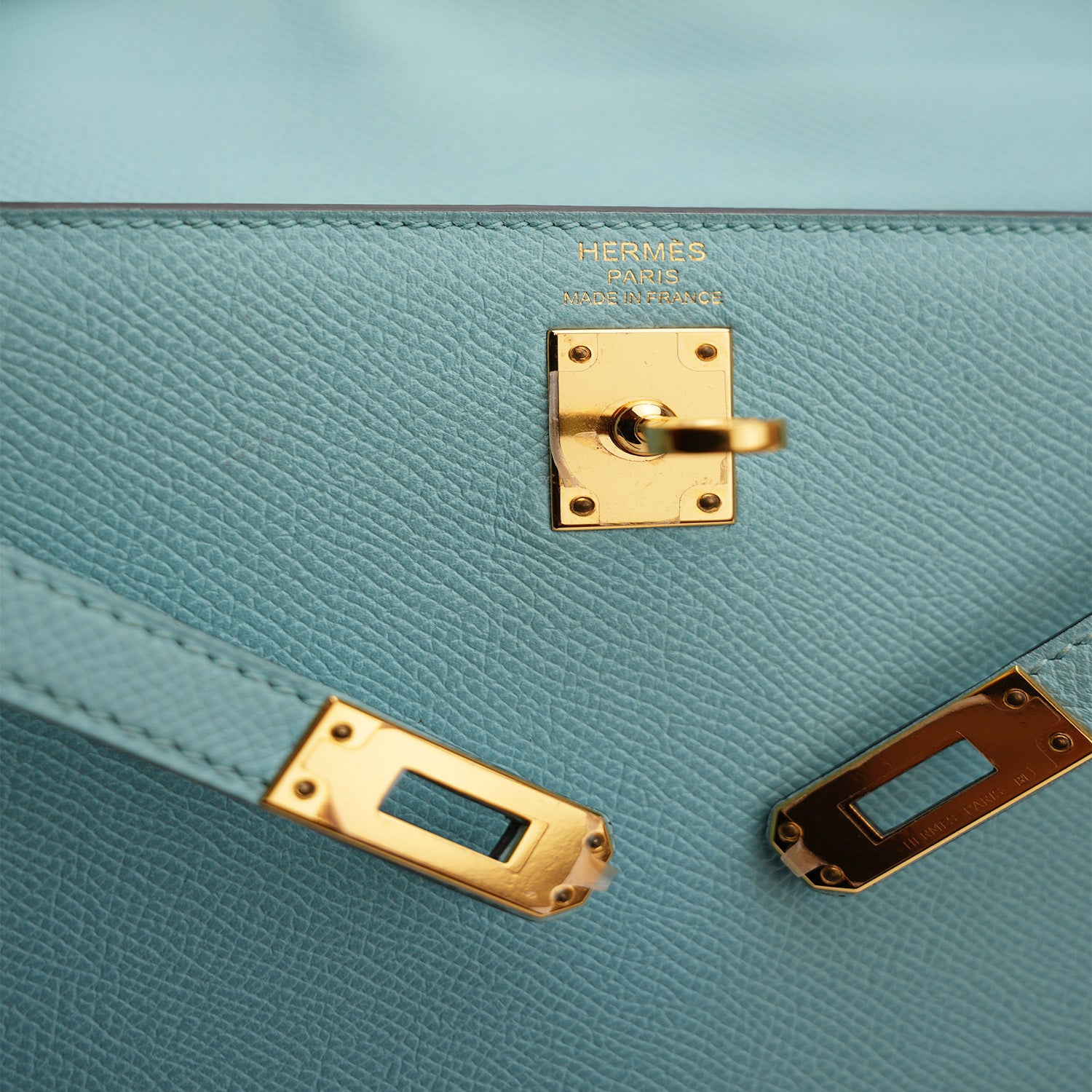 Hermès Kelly 25 in pelle Epsom colore Bleu Macaron