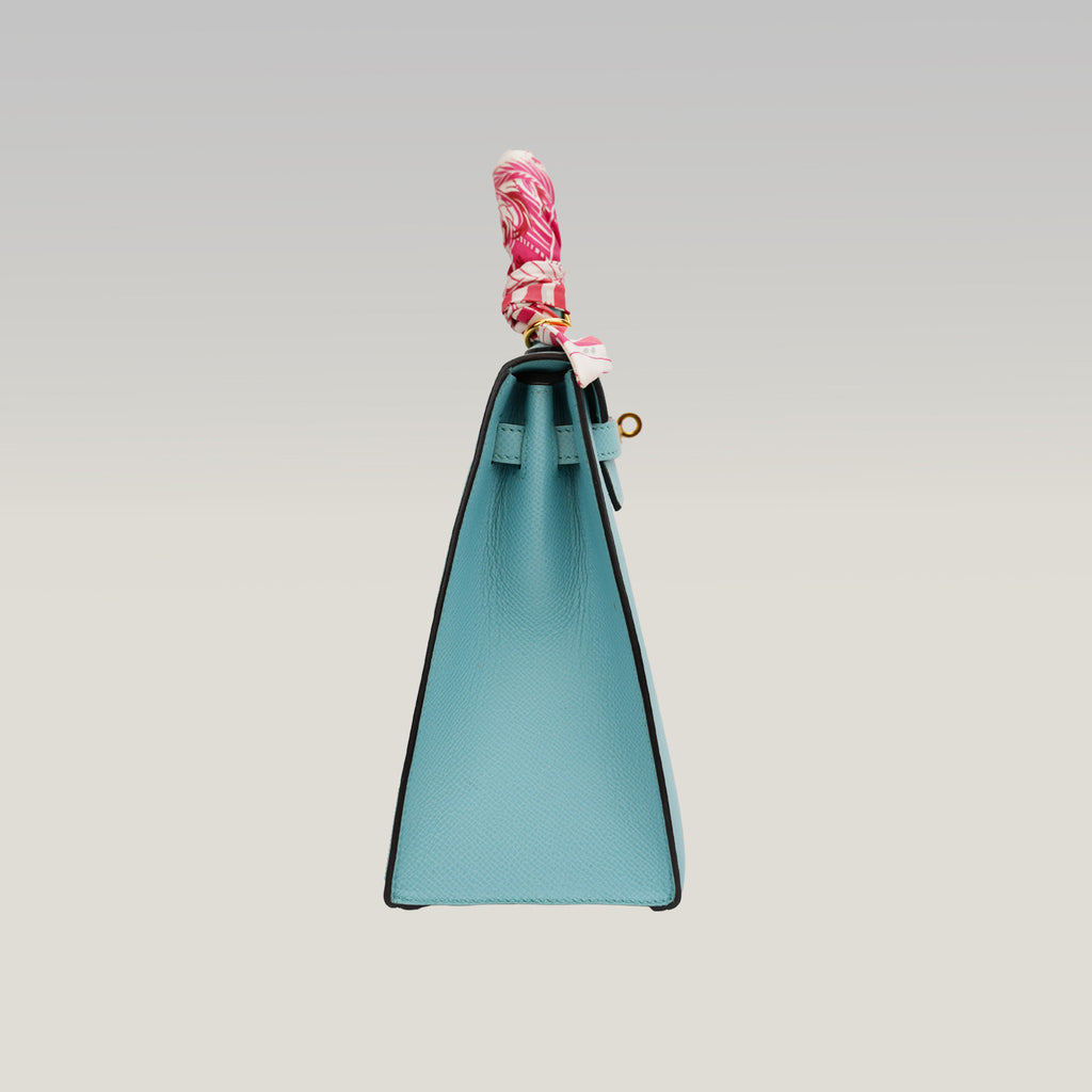 Hermès Kelly 25 in pelle Epsom colore Bleu Macaron