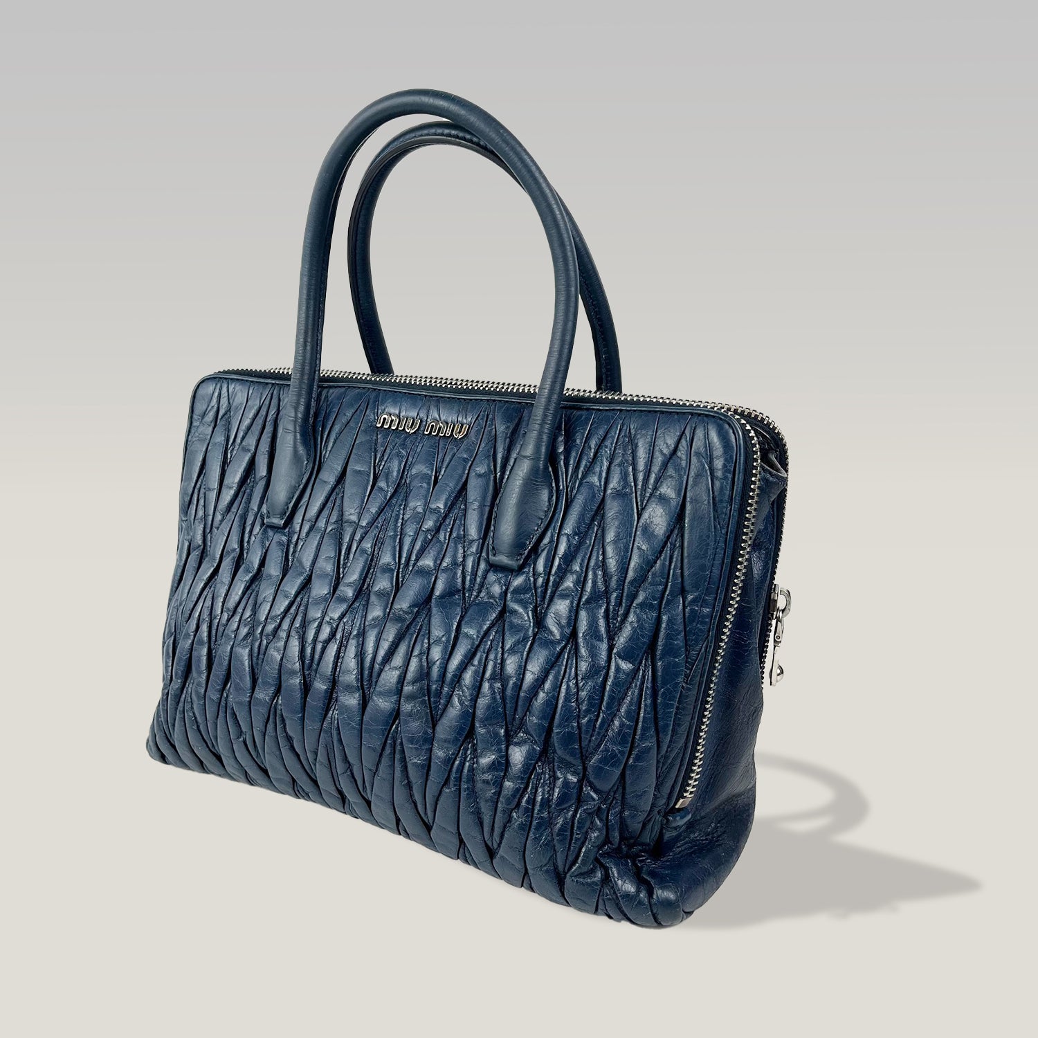 Miu Miu Borsa a Mano in Pelle Matelassé Blu