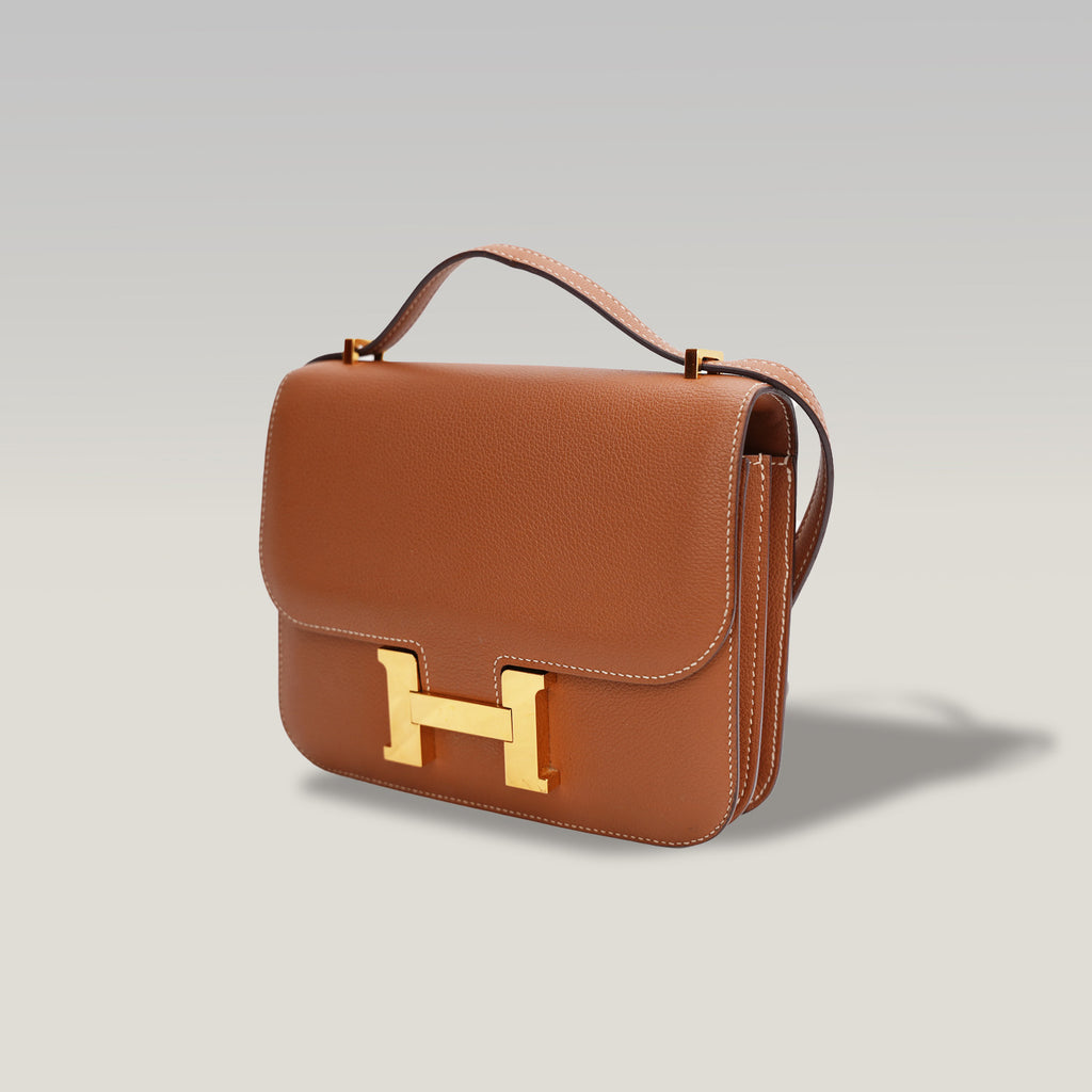 Hermès Constance 19 in Gold Barenia leather with gold hardware 