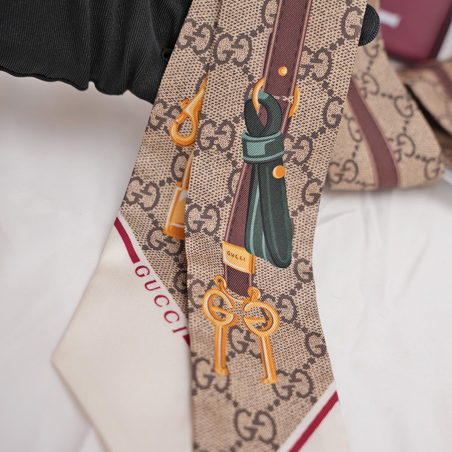 Gucci Twilly GG Supreme con Motivo Lucchetti – Come Nuovo con Scatola