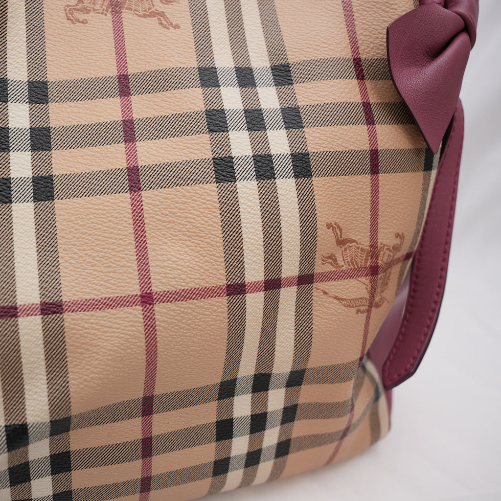 Burberry Borsa Tote Canterbury in Tela Haymarket Check con Finiture in Pelle