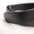 Gucci Women's Black Leather Belt with Vintage Gold Double G Buckle