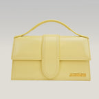 Jacquemus Le Grand Bambino Giallo Chiaro Lucido con Logo Oro