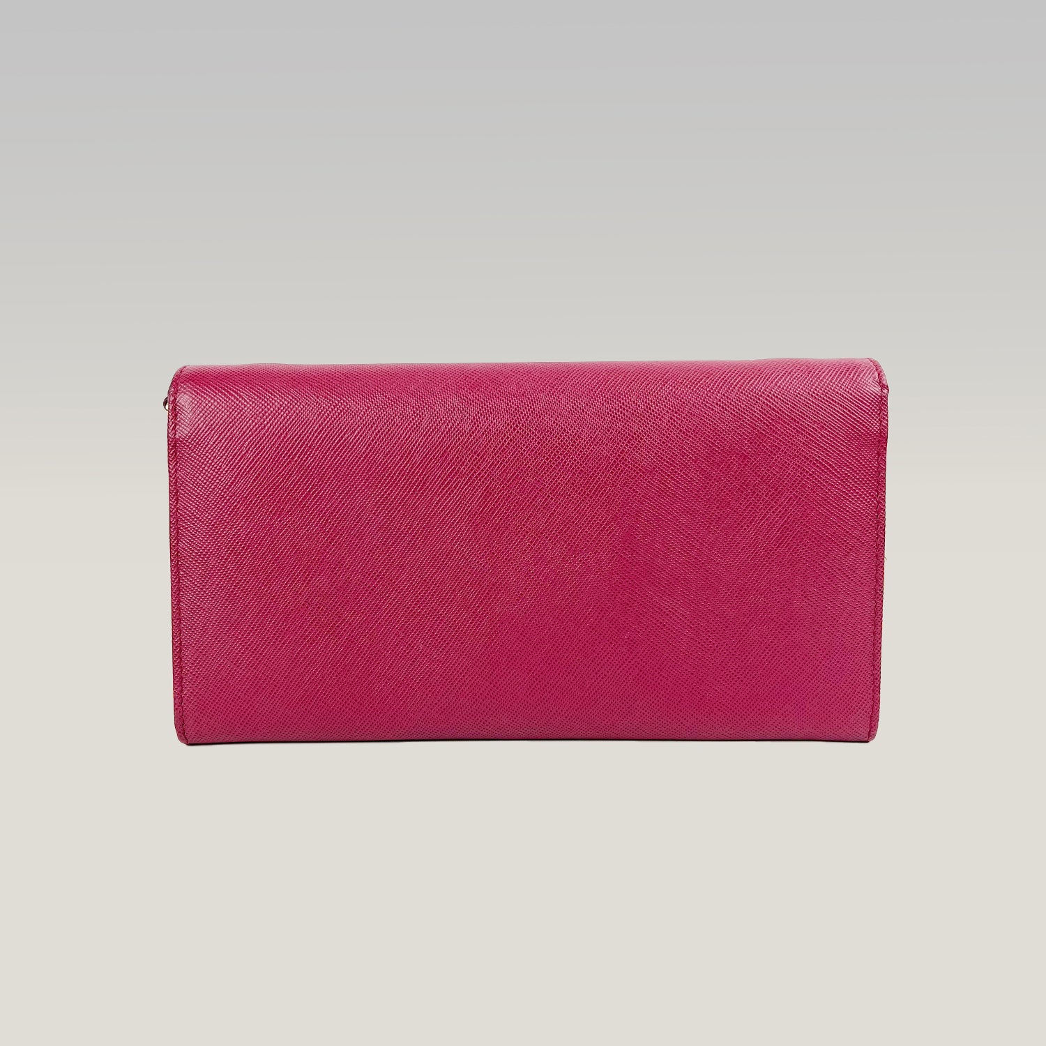 Prada Portafoglio Continental in Pelle Saffiano Rosa Tamaris con Catena Dorata