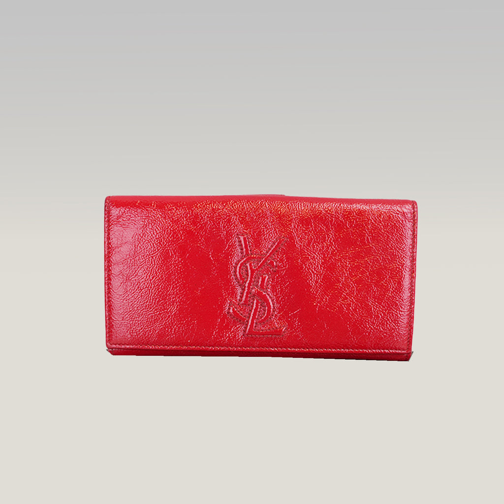 Saint Laurent Belle de Jour Pochette in Pelle Verniciata Rossa con Logo YSL Impresso