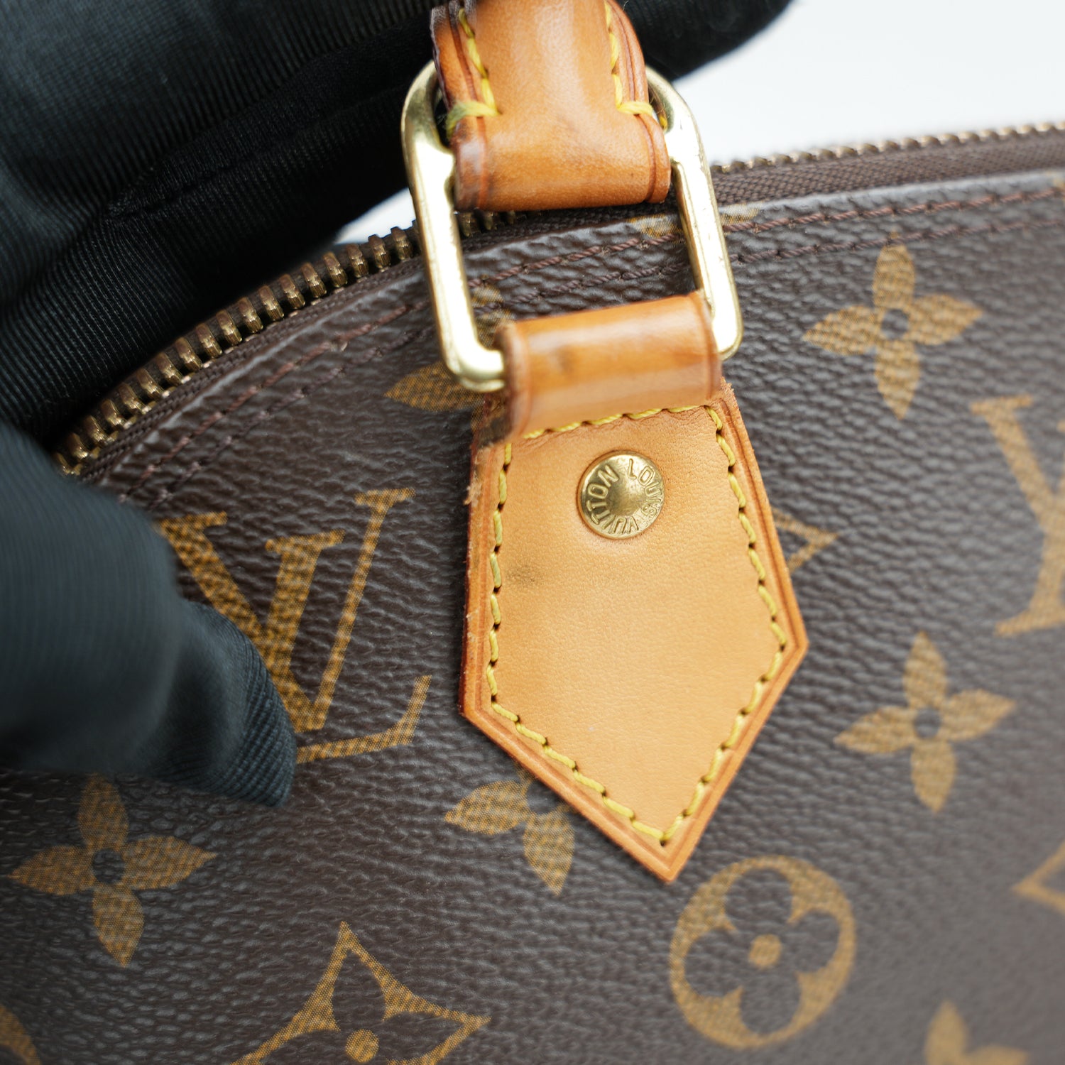 Louis Vuitton Alma BB 