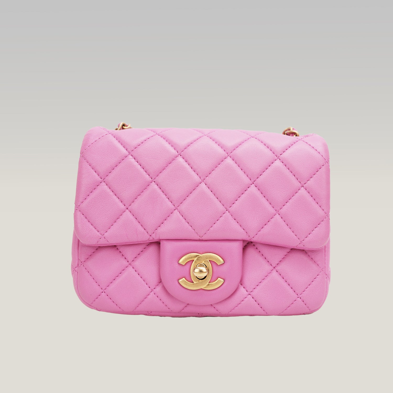 Chanel Classic Flap “Square” pink 