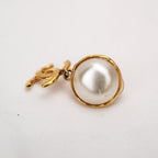 Chanel Orecchini Vintage con Perla e Logo CC Oro 1994 Rari