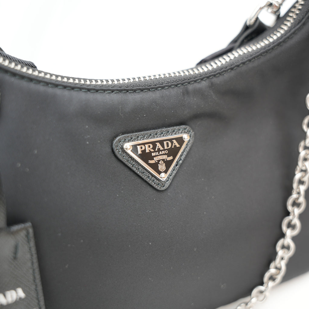 Prada Mini Hobo in Nylon Nero con Pouch e Tracolla