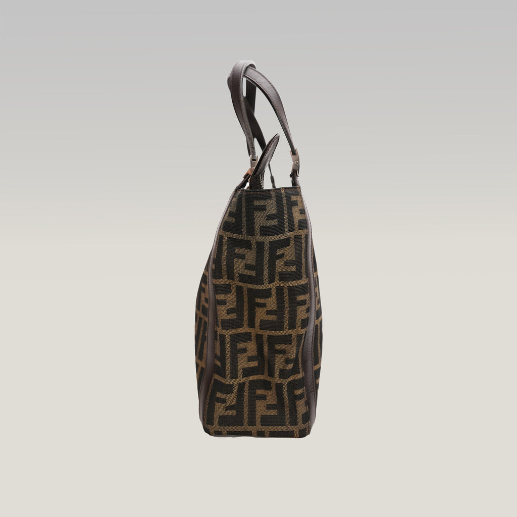 FENDI Borsa a mano in tessuto FF marrone