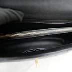 Chanel Coco Handle Media in Pelle Martellata Nera con Manico e Tracolla