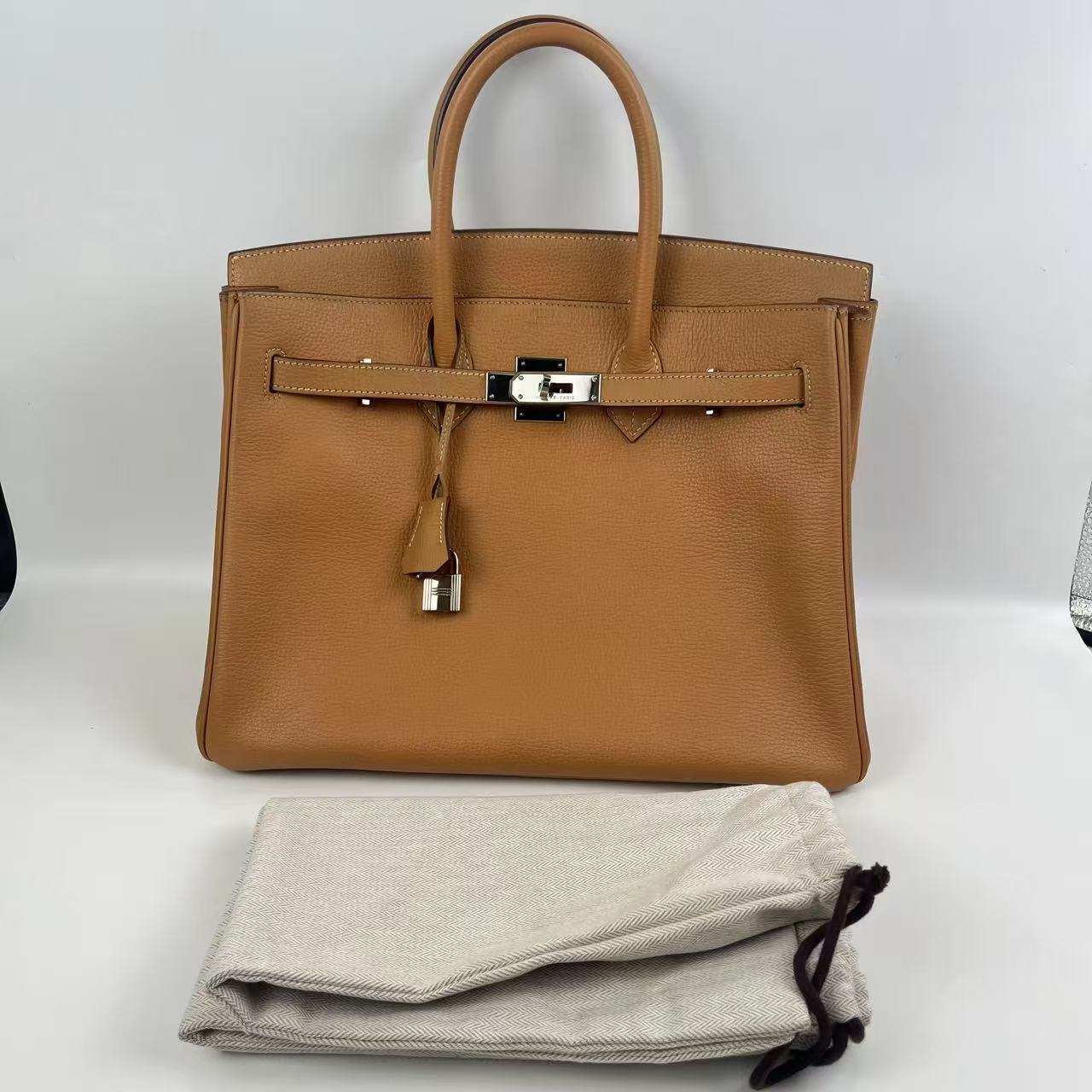 Hermès Birkin 35 color Gold con ferramenta argentata – borsa a mano