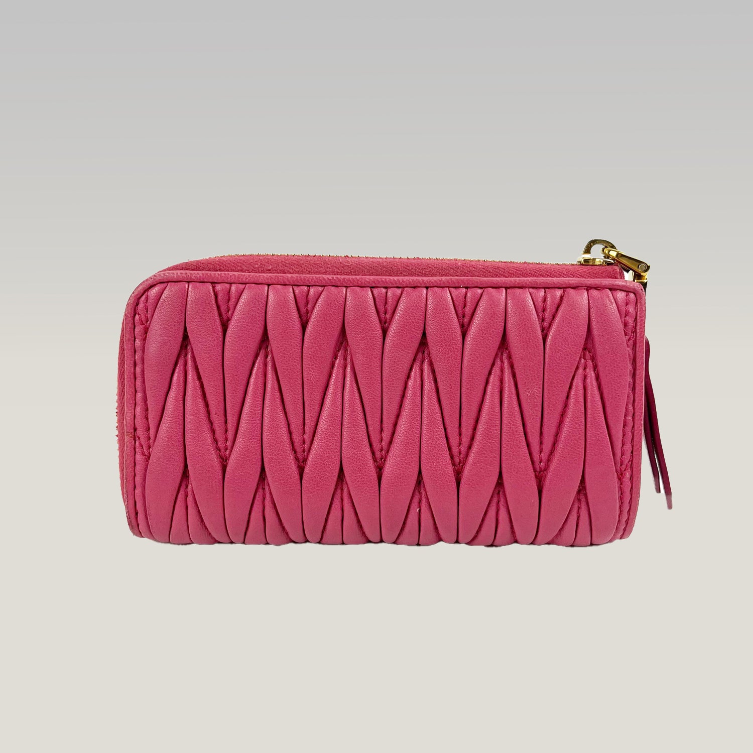 Miu Miu Portafoglio Continental Matelassé in Pelle Nappa Rosa con Logo Dorato
