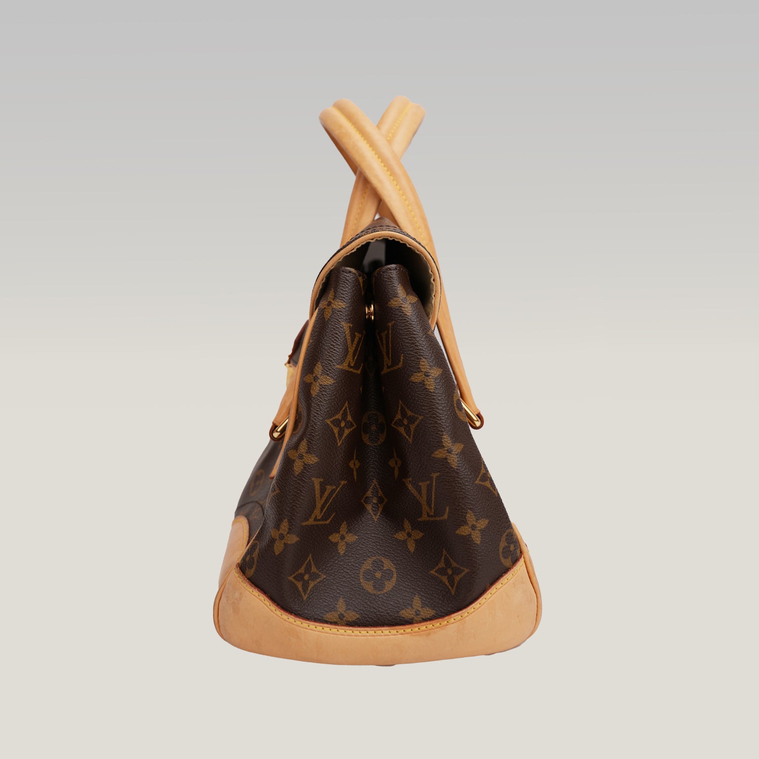 Louis Vuitton Beverly Monogram – Monogram Canvas Handbag with Leather Trim 