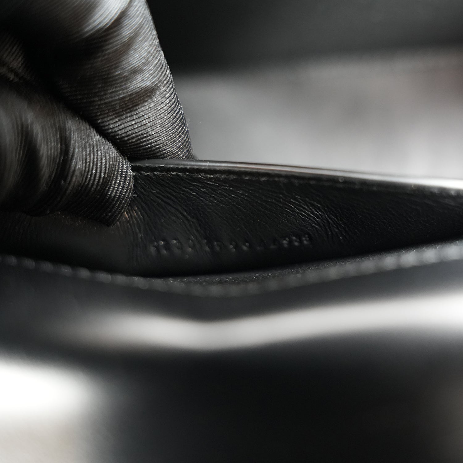 Saint Laurent YSL Voltaire Mini in Pelle Nera – Borsa a Spalla