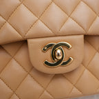 Chanel Classic Flap Borsa a Spalla in Pelle di Vitello Beige