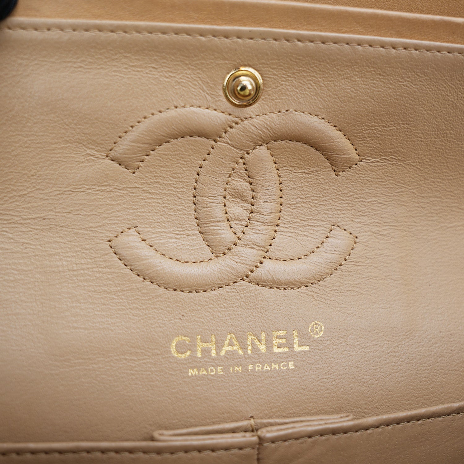 Chanel Classic Flap Borsa a Spalla in Pelle di Vitello Beige