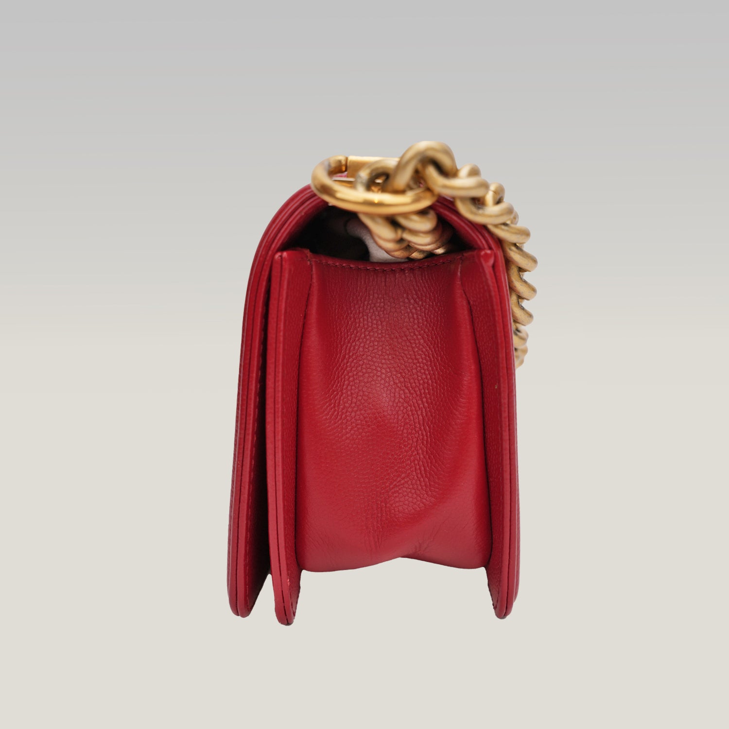 Chanel Le Boy red shoulder bag, size small 