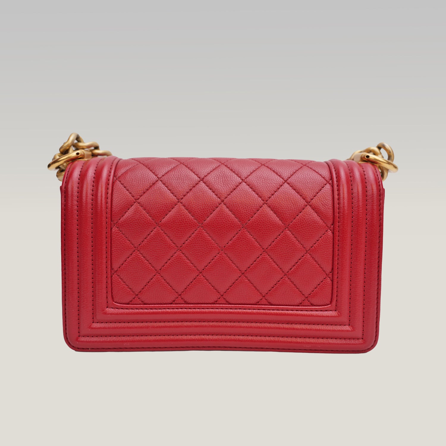 Chanel Le Boy red shoulder bag, size small 
