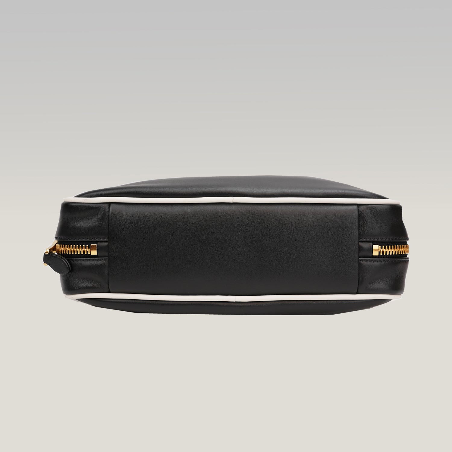 Miu Miu Beau borsa in pelle nera e bianca con manici doppi