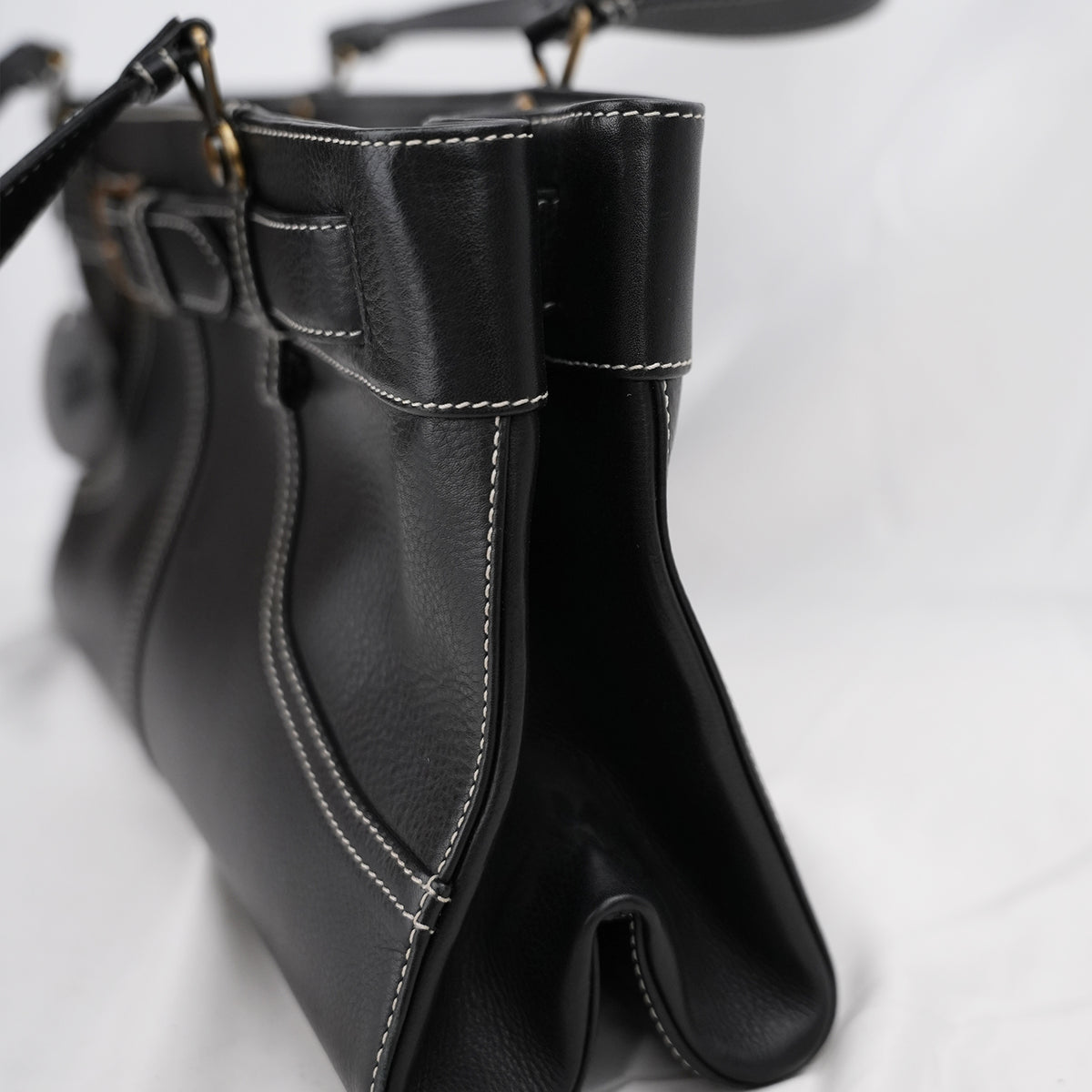 Christian Dior Vintage Tote Orizzontale in Pelle Nera con Cintura